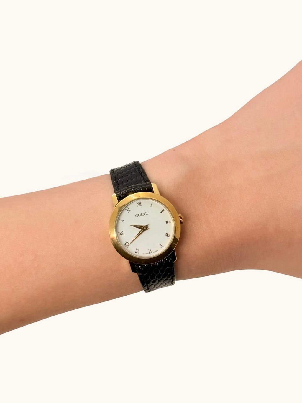 Gucci 2200L Roman Numerals Dress Watch