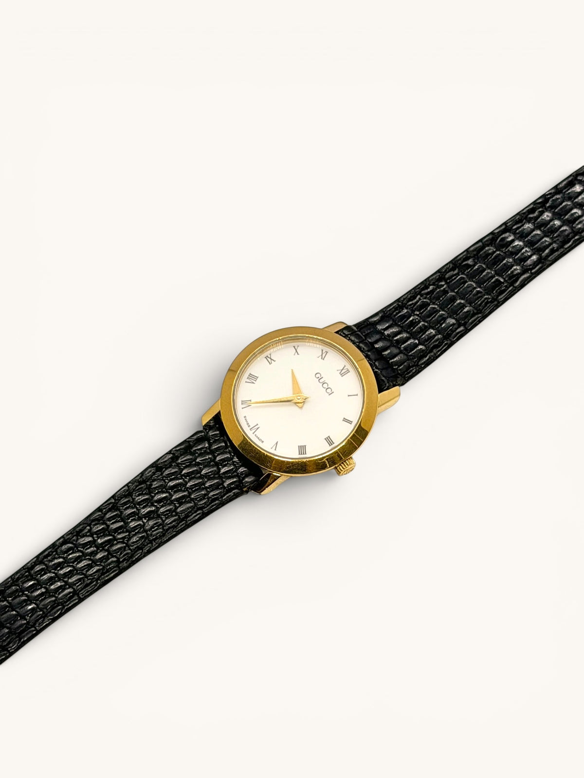 Gucci 2200L Roman Numerals Dress Watch